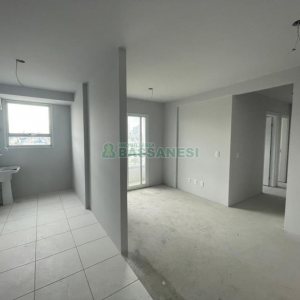 Apartamento com 63m², 2 dormitórios, 2 vagas, no bairro São Pelegrino em Caxias do Sul para Comprar