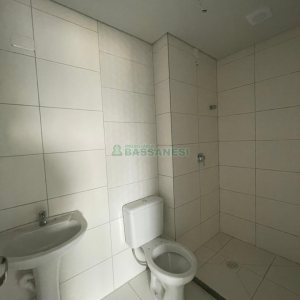 Apartamento com 63m², 2 dormitórios, 2 vagas, no bairro São Pelegrino em Caxias do Sul para Comprar