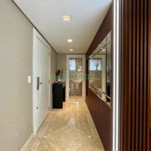 Apto Mobiliado com 181m², 3 dormitórios, 2 vagas, no bairro Exposição em Caxias do Sul para Alugar