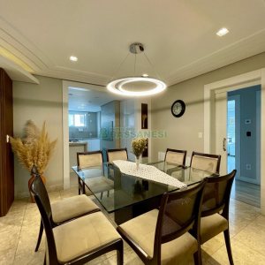 Apto Mobiliado com 181m², 3 dormitórios, 2 vagas, no bairro Exposição em Caxias do Sul para Alugar