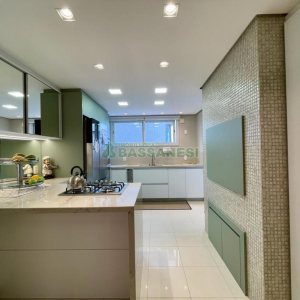 Apto Mobiliado com 181m², 3 dormitórios, 2 vagas, no bairro Exposição em Caxias do Sul para Alugar