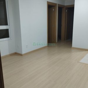 Apartamento com 47m², 2 dormitórios, 1 vaga, no bairro Nossa Senhora das Graças em Caxias do Sul para Alugar