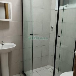 Apartamento com 47m², 2 dormitórios, 1 vaga, no bairro Nossa Senhora das Graças em Caxias do Sul para Alugar