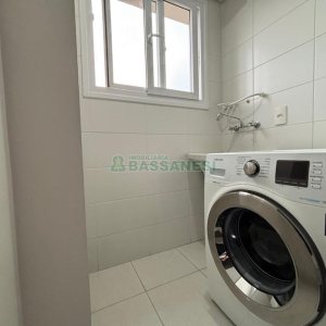 Apto Mobiliado com 52m², 1 dormitório, 1 vaga, no bairro Lourdes em Caxias do Sul para Comprar