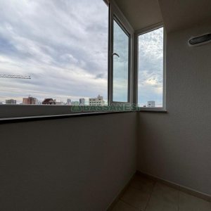 Apto Mobiliado com 52m², 1 dormitório, 1 vaga, no bairro Lourdes em Caxias do Sul para Comprar