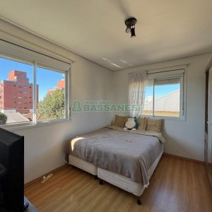 Casa Mobiliada com 78m², 2 dormitórios, no bairro Marechal Floriano em Caxias do Sul para Alugar