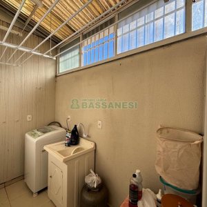 Casa Mobiliada com 78m², 2 dormitórios, no bairro Marechal Floriano em Caxias do Sul para Alugar