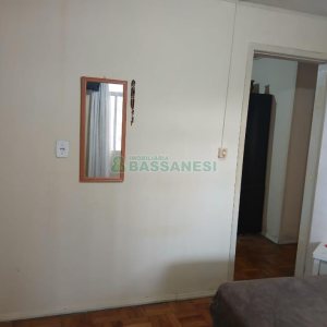 Casa com 164m², 2 dormitórios, -4 vaga, no bairro Madureira em Caxias do Sul para Comprar