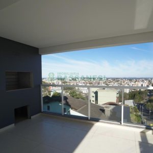 Apartamento com 137m², 3 dormitórios, 3 vagas, no bairro Nossa Senhora de Lourdes em Caxias do Sul para Comprar