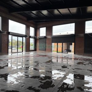 Loja com 372m², no bairro Forqueta em Caxias do Sul para Alugar