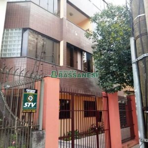 Kitinete com 35m², 1 dormitório, no bairro Centro em Caxias do Sul para Alugar