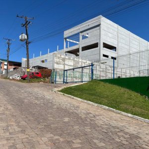 Pavilhão com 4350m², no bairro Samuara em Caxias do Sul para Alugar