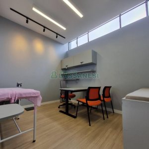 Sala com 20m², no bairro Santa Lúcia em Caxias do Sul para Alugar