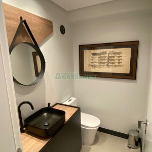 Sala com 23m², no bairro Centro em Caxias do Sul para Comprar