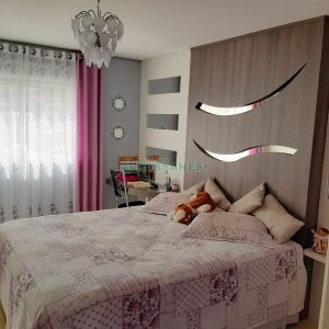 Apartamento com 86m², 3 dormitórios, 2 vagas, no bairro Rio Branco em Caxias do Sul para Comprar