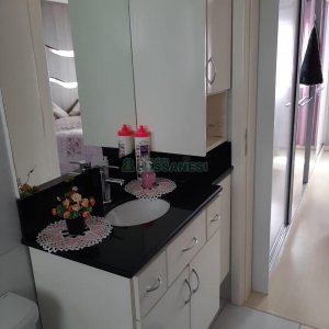 Apartamento com 86m², 3 dormitórios, 2 vagas, no bairro Rio Branco em Caxias do Sul para Comprar