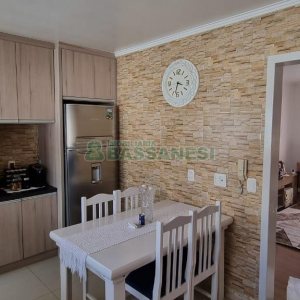 Apartamento com 70m², 3 dormitórios, 1 vaga, no bairro Santa Catarina em Caxias do Sul para Comprar