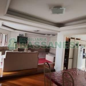 Apartamento com 138m², 3 dormitórios, 2 vagas, no bairro Sagrada Família em Caxias do Sul para Comprar