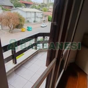 Apartamento com 138m², 3 dormitórios, 2 vagas, no bairro Sagrada Família em Caxias do Sul para Comprar