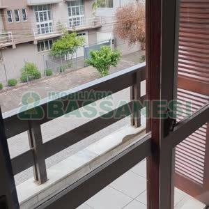 Apartamento com 138m², 3 dormitórios, 2 vagas, no bairro Sagrada Família em Caxias do Sul para Comprar