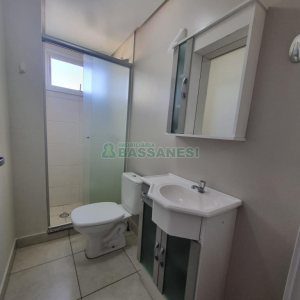 Apartamento com 52m², 2 dormitórios, 1 vaga, no bairro Petrópolis em Caxias do Sul para Alugar