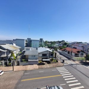 Apartamento com 52m², 2 dormitórios, 1 vaga, no bairro Petrópolis em Caxias do Sul para Alugar