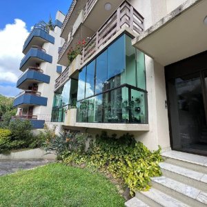 Apartamento com 144m², 3 dormitórios, 2 vagas, no bairro Panazzolo em Caxias do Sul para Alugar