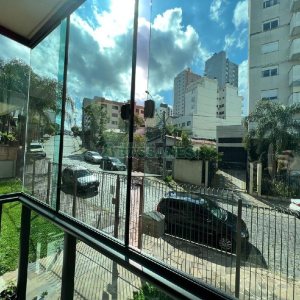 Apartamento com 144m², 3 dormitórios, 2 vagas, no bairro Panazzolo em Caxias do Sul para Alugar