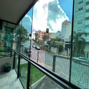 Apartamento com 144m², 3 dormitórios, 2 vagas, no bairro Panazzolo em Caxias do Sul para Alugar