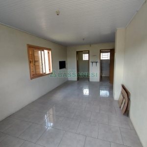 Chácara com 90m², 3 dormitórios, no bairro Parada Cristal em Caxias do Sul para Comprar