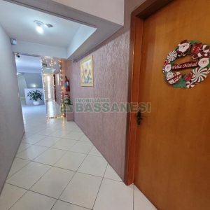 Apto Mobiliado com 75m², 3 dormitórios, 1 vaga, no bairro Santa Catarina em Caxias do Sul para Alugar