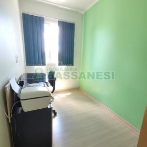 Apto Mobiliado com 75m², 3 dormitórios, 1 vaga, no bairro Santa Catarina em Caxias do Sul para Alugar