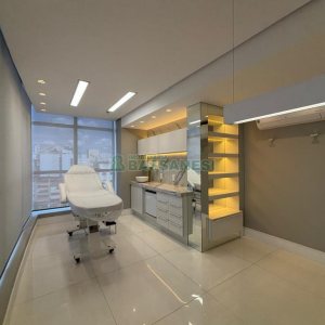 Sala com 60m², no bairro Centro em Caxias do Sul para Alugar