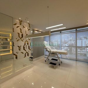 Sala com 60m², no bairro Centro em Caxias do Sul para Alugar