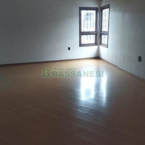 Casa com 200m², 3 dormitórios, no bairro São Leopoldo em Caxias do Sul para Alugar