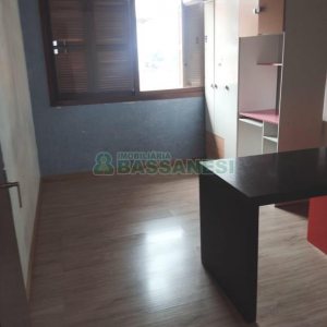 Casa com 200m², 3 dormitórios, no bairro São Leopoldo em Caxias do Sul para Alugar