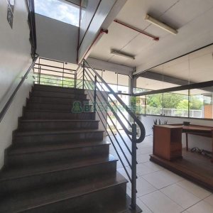 Pavilhão com 1600m², no bairro Bela Vista em Caxias do Sul para Alugar