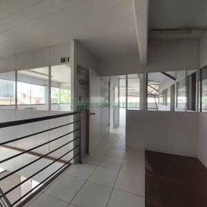 Pavilhão com 1600m², no bairro Bela Vista em Caxias do Sul para Alugar