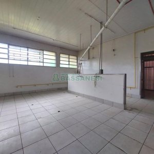 Pavilhão com 1600m², no bairro Bela Vista em Caxias do Sul para Alugar