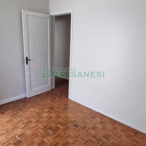 Casa com 100m², 3 dormitórios, 1 vaga, no bairro São Leopoldo em Caxias do Sul para Alugar