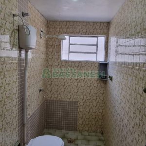 Casa com 100m², 3 dormitórios, 1 vaga, no bairro São Leopoldo em Caxias do Sul para Alugar