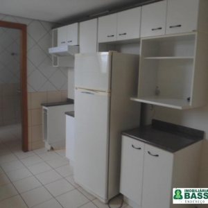 Apartamento com 79m², 2 dormitórios, 1 vaga, no bairro Desvio Rizzo em Caxias do Sul para Alugar