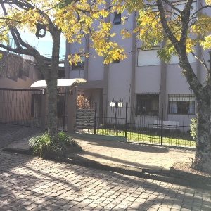 Apartamento com 79m², 2 dormitórios, 1 vaga, no bairro Desvio Rizzo em Caxias do Sul para Alugar