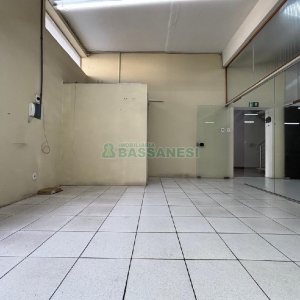 Loja com 38m², no bairro Centro em Caxias do Sul para Alugar