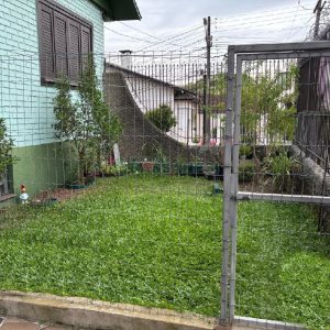 Casa com 270m², 3 dormitórios, 4 vagas, no bairro Nossa Senhora de Lourdes em Caxias do Sul para Alugar