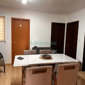 Casa com 270m², 3 dormitórios, 4 vagas, no bairro Nossa Senhora de Lourdes em Caxias do Sul para Alugar