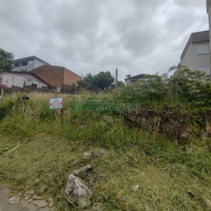 Terreno com 360m², no bairro Bela Vista em Caxias do Sul para Comprar