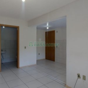 Apartamento com 56m², 2 dormitórios, no bairro Santa Catarina em Caxias do Sul para Alugar