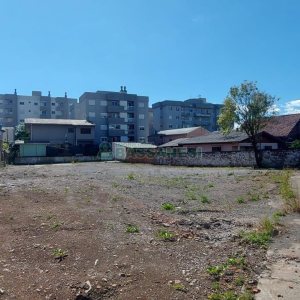 Terreno com 850m², no bairro Santa Lúcia em Caxias do Sul para Alugar