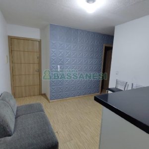 Apartamento com 54m², 2 dormitórios, 1 vaga, no bairro Santa Catarina em Caxias do Sul para Alugar